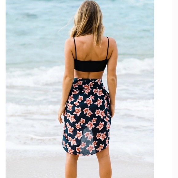 Acacia Swimwear Kuau Pareo in Isle NWT - Picture 2 of 11